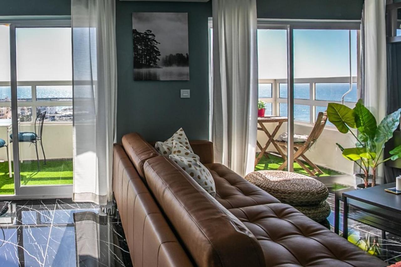 דירות בנאלמדנה Panoramic Seaview Puerto Marina מראה חיצוני תמונה